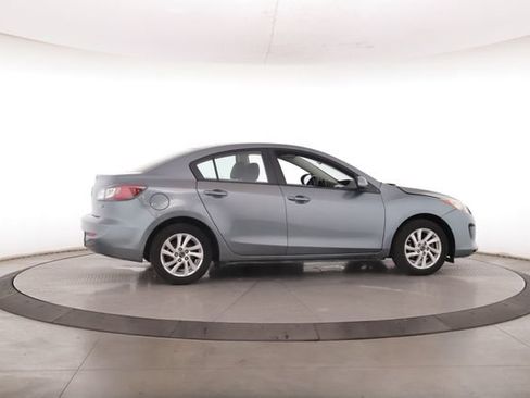 Used 2013 MAZDA MAZDA3 i Touring FWD image 6
