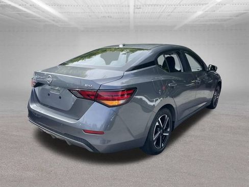 Used 2024 Nissan Sentra SV FWD image 10