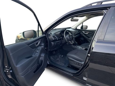 Certified 2023 Subaru Forester Premium image 2