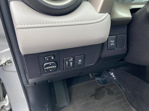 Used 2015 Toyota RAV4 XLE image 11