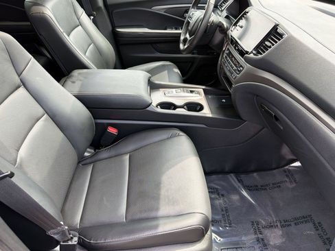 Used 2025 Honda Ridgeline RTL image 24