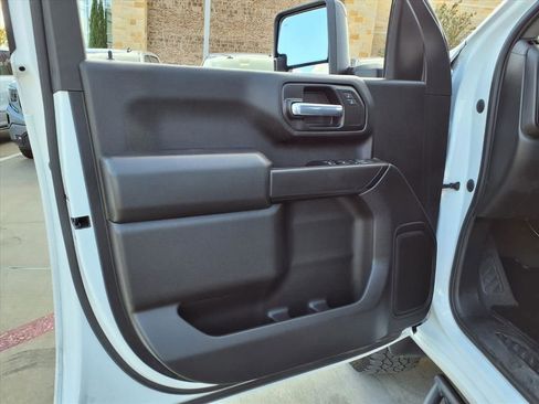 Used 2024 Chevrolet Silverado 2500 Custom w/ Custom Value Package image 21