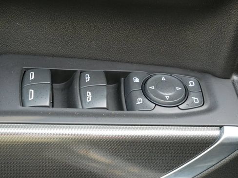 Used 2020 GMC Sierra 1500 AT4 w/ Off-Road Performance Package AWD/4WD image 17