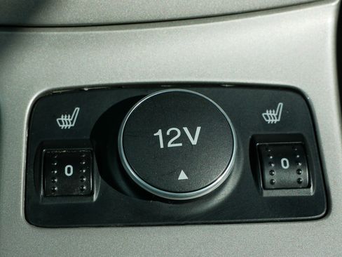 Used 2016 Ford C-MAX Energi SEL w/ Equipment Group 302A image 21