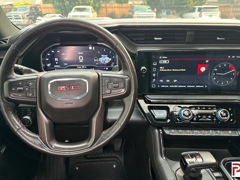 Certified 2022 GMC Sierra 1500 AT4 w/ AT4 Premium Package AWD/4WD image 16