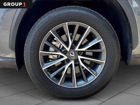 Used 2024 Lexus NX 250 FWD w/ Towing Package (2000 Lbs) image 9