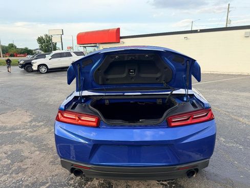 Used 2017 Chevrolet Camaro LT RWD image 11