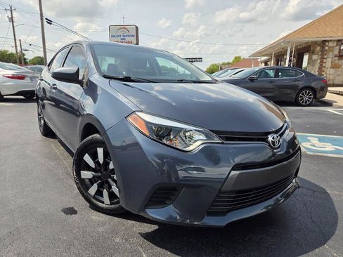 Used 2016 Toyota Corolla LE FWD image 7