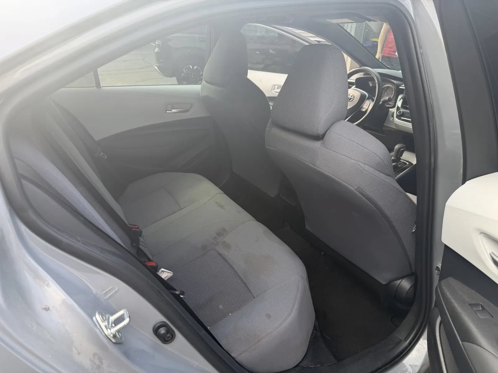 Used 2022 Toyota Corolla SE w/ Carpet Mat Package (TMS) FWD image 9