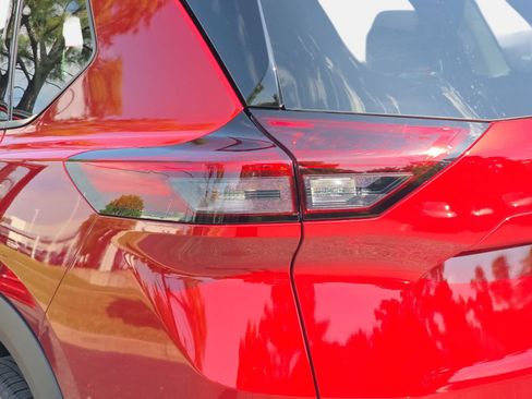 New 2026 Nissan Rogue Dark Armor FWD image 33
