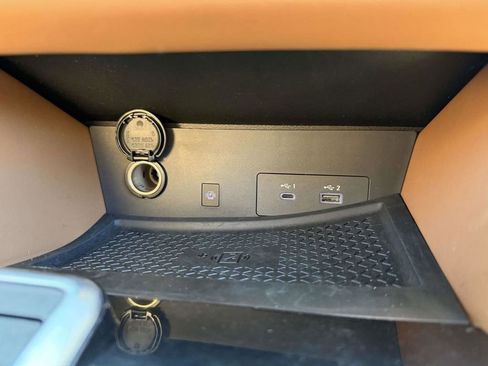 Used 2025 Nissan Pathfinder Platinum AWD/4WD image 28