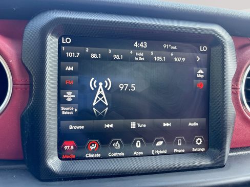 Used 2023 Jeep Wrangler Unlimited Rubicon 4xe AWD/4WD image 12