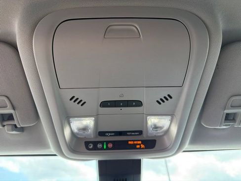 Certified 2024 GMC Terrain SLT w/ LPO, Floor Liner Package AWD/4WD image 23