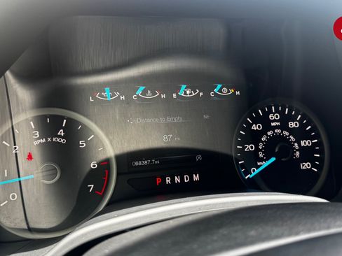 Used 2018 Ford F150 XLT w/ Max Trailer Tow Package RWD image 17