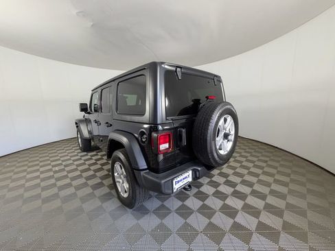 Used 2021 Jeep Wrangler Unlimited Sport AWD/4WD image 13