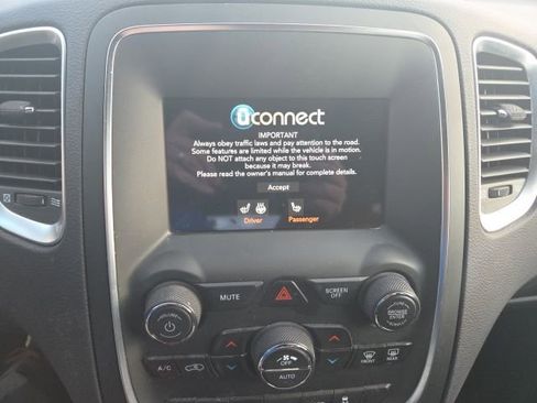 Used 2019 Dodge Durango SXT AWD/4WD image 12