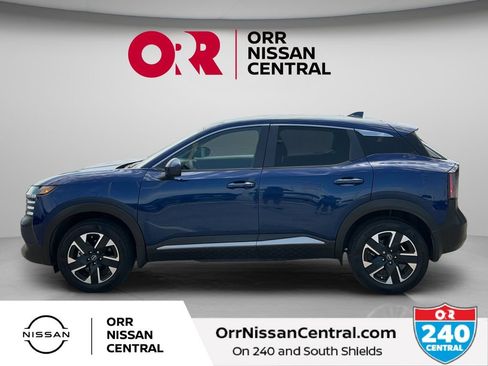 Used 2025 Nissan Kicks SV w/ Illumination Package AWD/4WD image 8