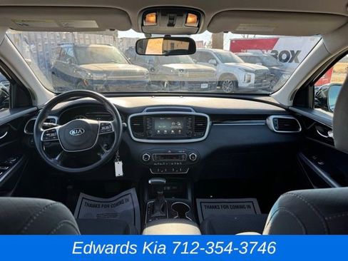Used 2020 Kia Sorento LX w/ LX I4 Convenience Package image 13