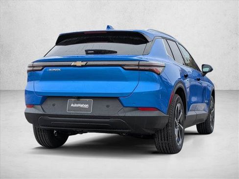 New 2026 Chevrolet Equinox EV LT image 5