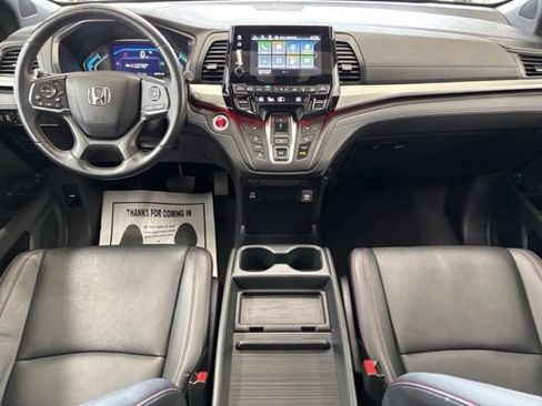 Used 2023 Honda Odyssey Sport image 12