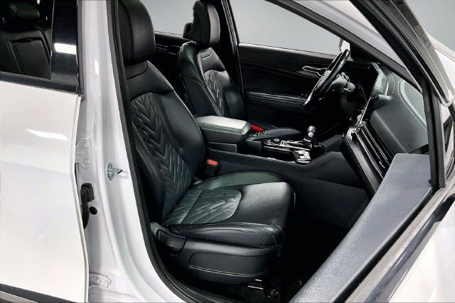Used 2023 Kia Sportage X-Line w/ X-Line Premium Package AWD/4WD image 27