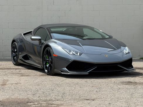 Used 2017 Lamborghini Huracan LP 610-4 AWD/4WD image 27