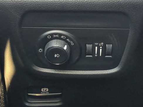 New 2026 Jeep Grand Cherokee Limited image 29