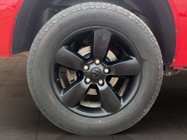 Used 2022 RAM 1500 Express w/ Wheel & Sound Group AWD/4WD image 33