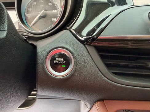 Used 2017 Buick Envision Essence image 23