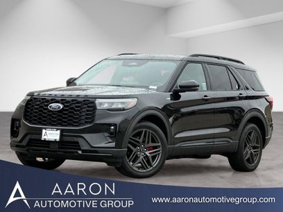 Used 2025 Ford Explorer ST-Line w/ Premium Package