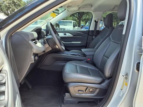 New 2026 Ford Explorer Active w/ Active Comfort Package RWD image 18