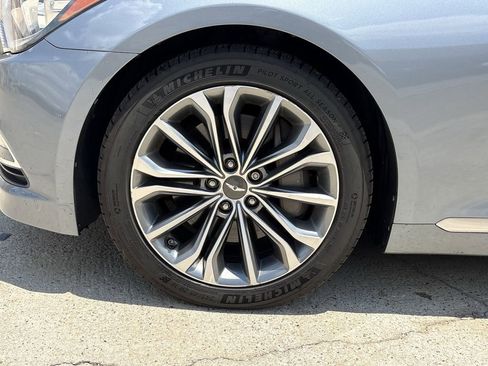 Used 2016 Hyundai Genesis 3.8 w/ Option Group 04 RWD image 9