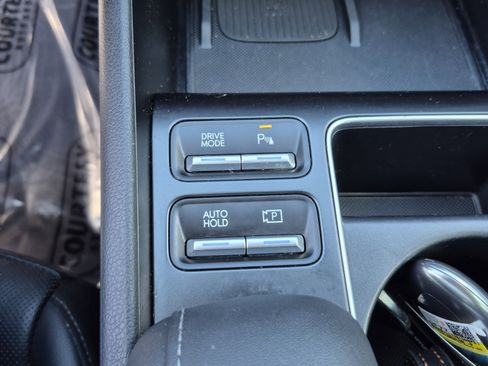 Certified 2024 Hyundai Sonata Limited FWD image 29
