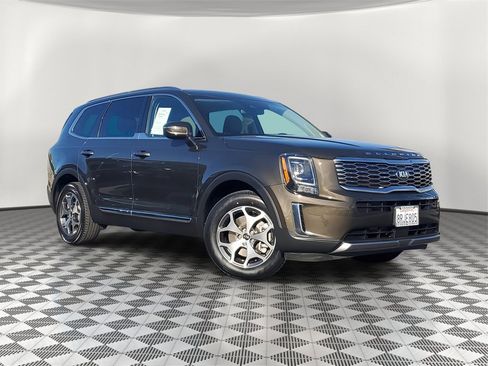 Used 2020 Kia Telluride EX w/ Towing Package image 2