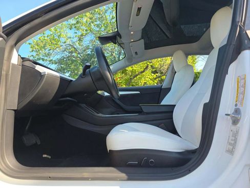 Used 2021 Tesla Model 3 Long Range AWD/4WD image 5