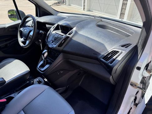 Used 2014 Ford Transit Connect XL FWD image 17