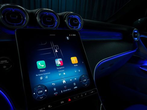 New 2026 Mercedes-Benz GLC 300 image 18