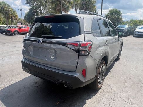 Used 2025 Subaru Forester Limited AWD/4WD image 5