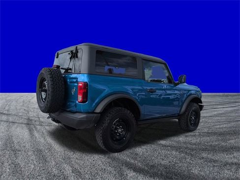 Certified 2022 Ford Bronco Black Diamond image 4