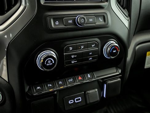 New 2026 GMC Sierra 1500 Pro AWD/4WD image 15
