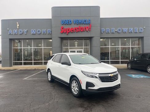 Used 2022 Chevrolet Equinox LS w/ LS Convenience Package image 1
