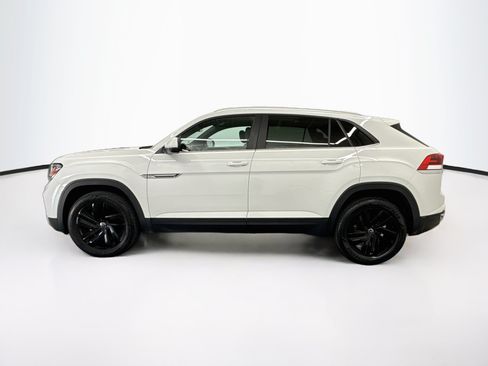 Used 2023 Volkswagen Atlas Cross Sport SE w/ Panoramic Sunroof Package FWD image 4