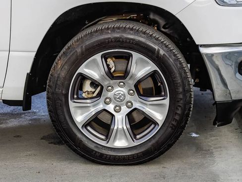 Used 2024 RAM 1500 Laramie RWD image 11