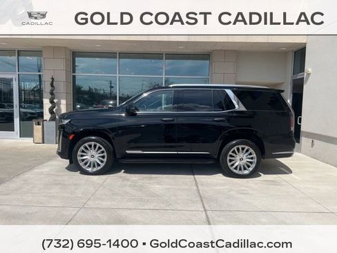 Used 2024 Cadillac Escalade Premium Luxury w/ LPO, Floor Liner Package image 2