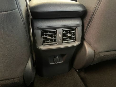 Used 2025 Toyota RAV4 LE image 22