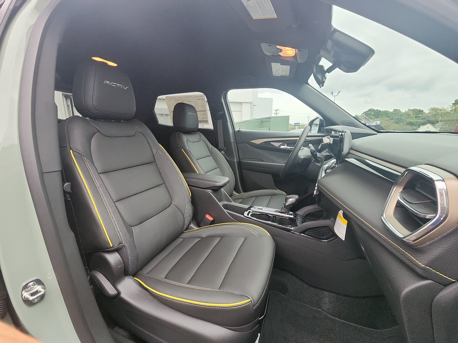 New 2026 Chevrolet TrailBlazer ACTIV w/ Driver Confidence Package AWD/4WD image 23