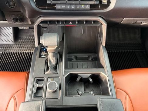 Used 2025 Toyota Tundra SR5 w/ SR5 Convenience Package AWD/4WD image 19