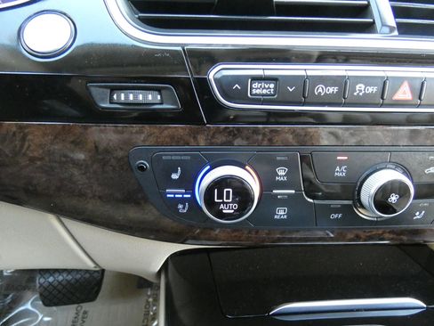 Used 2018 Audi Q7 3.0T Premium Plus w/ Premium Plus Package image 69