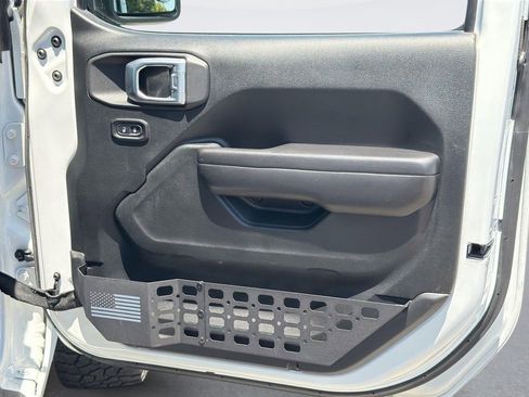 Used 2018 Jeep Wrangler Unlimited Sport S AWD/4WD image 27