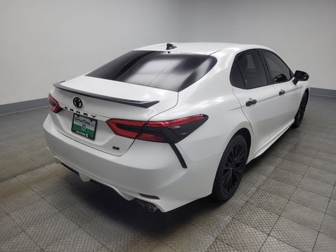 Used 2020 Toyota Camry SE image 9